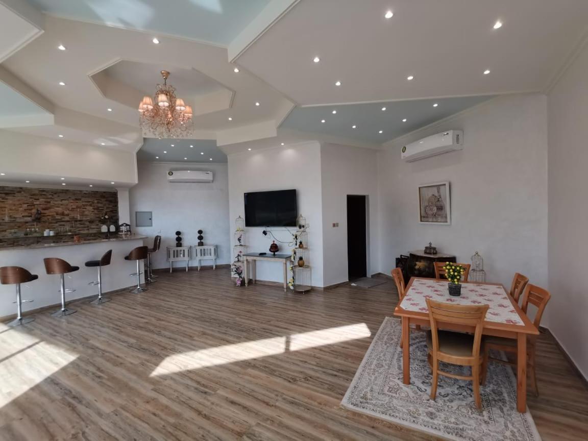 Mountain House Bed and Breakfast Fujairah Buitenkant foto
